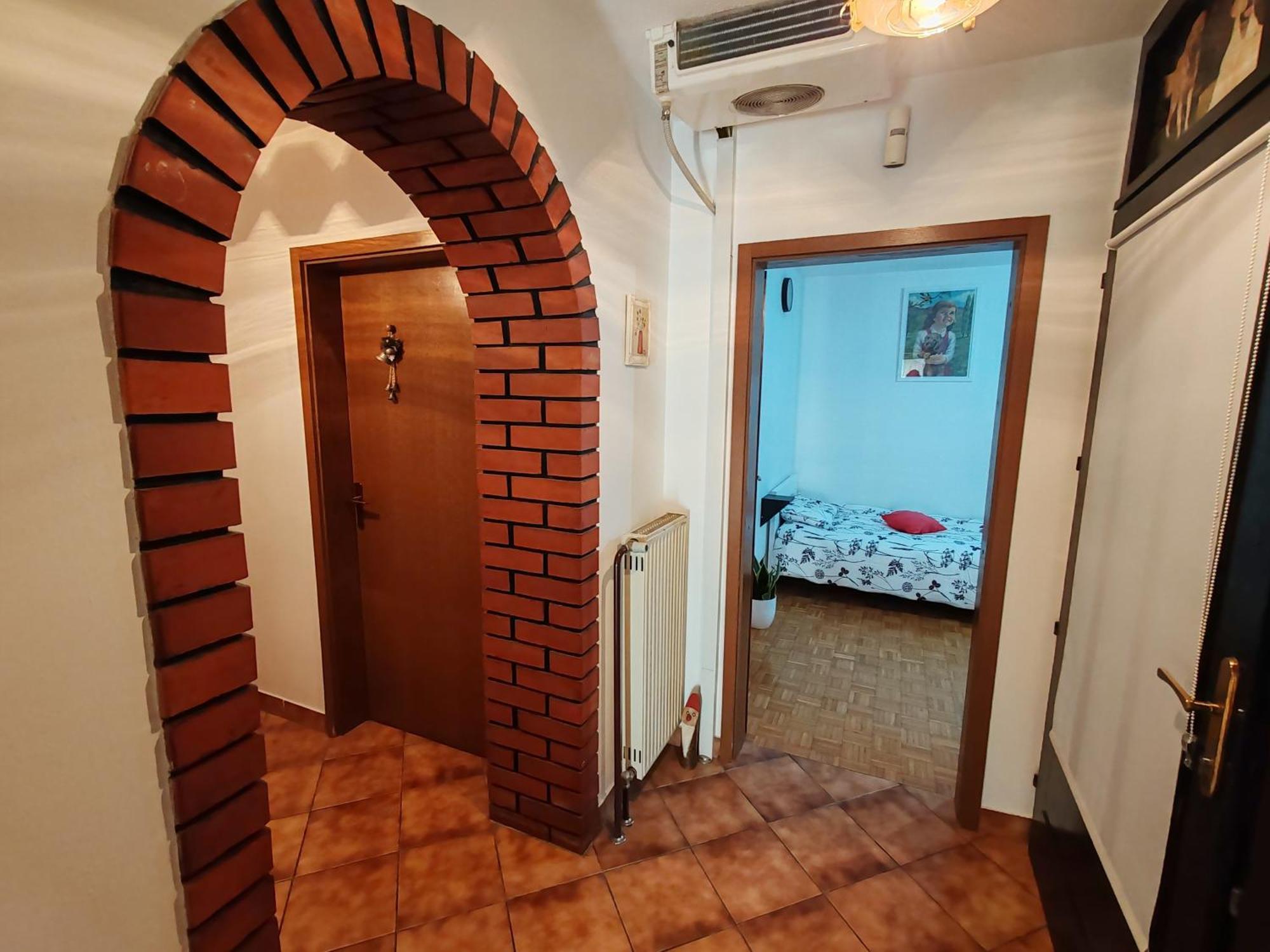 Apartment Preseren Smarjeske Toplice Εξωτερικό φωτογραφία