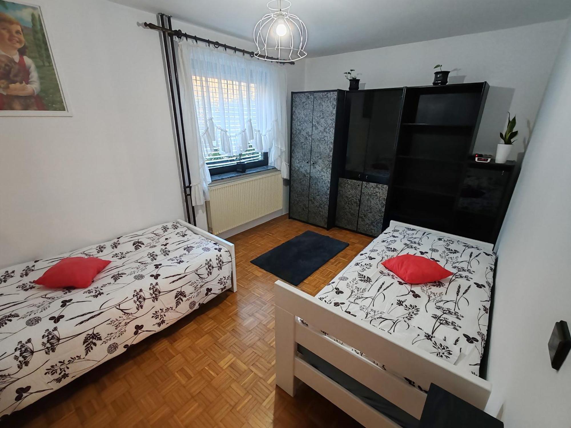 Apartment Preseren Smarjeske Toplice Εξωτερικό φωτογραφία